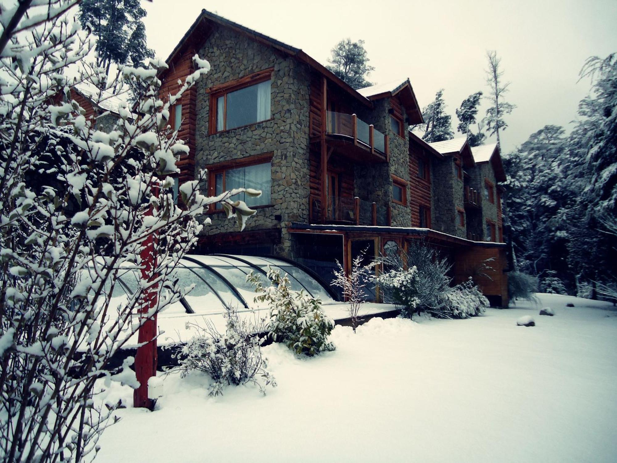 Hosteria Patagon Villa La Angostura Exterior photo