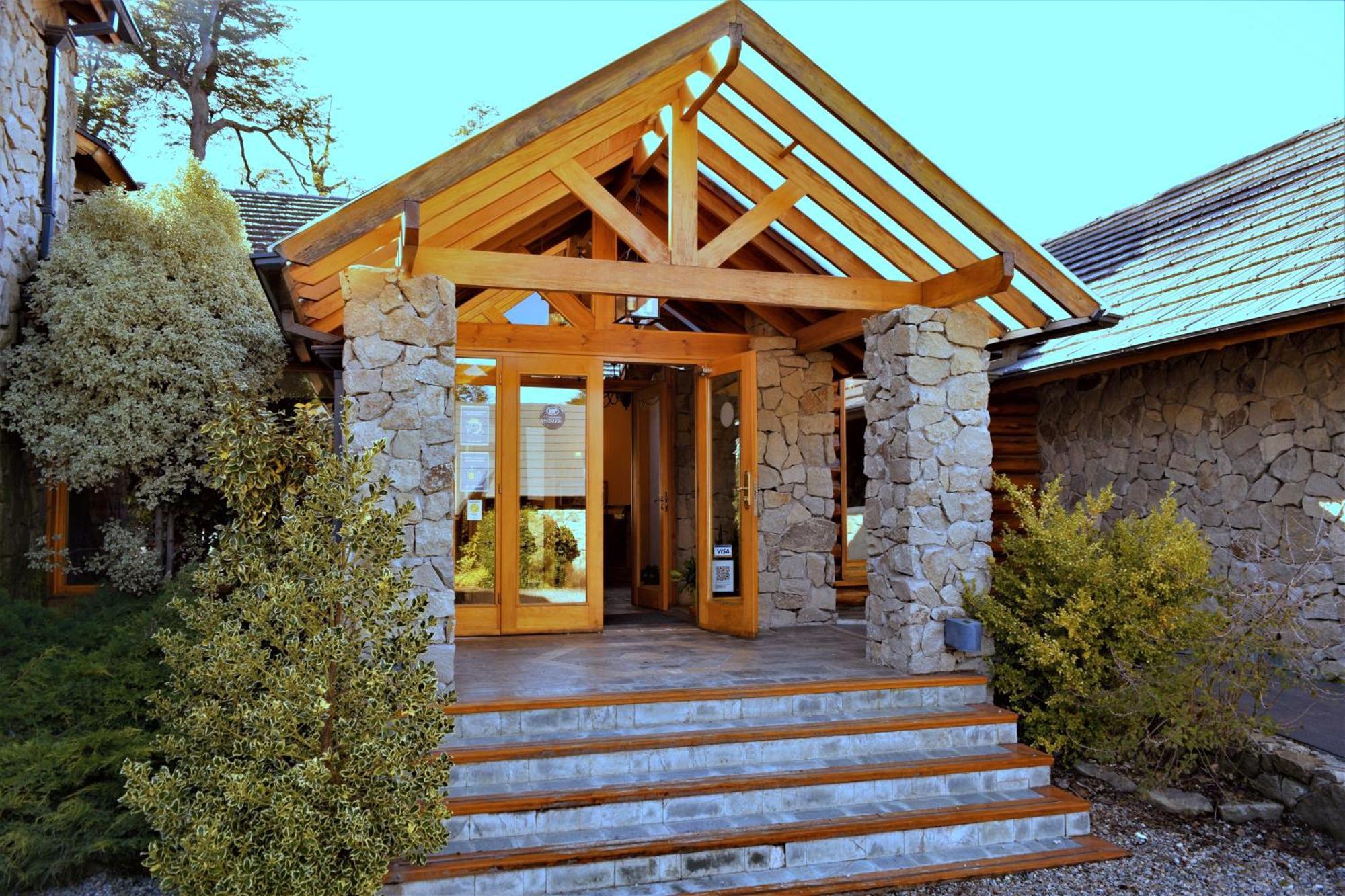 Hosteria Patagon Villa La Angostura Exterior photo